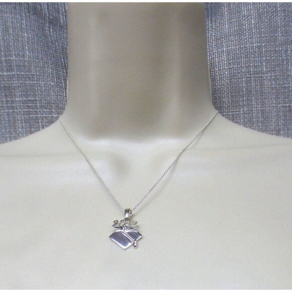 Giani Bernini, 18" 2012 Graduation Cap Pendant Necklace in Sterling Silver - Picture 4 of 8